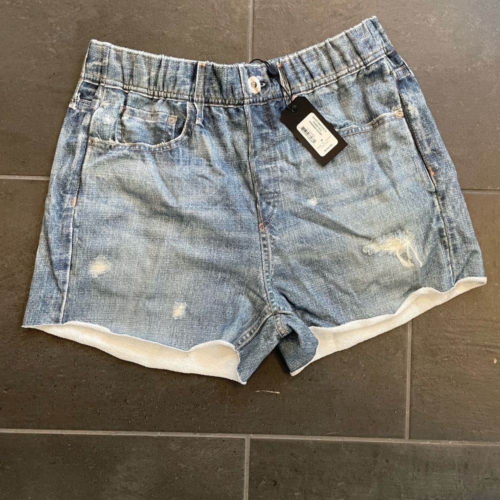 Rag and Bone Miramar Short. Indigo Wash.